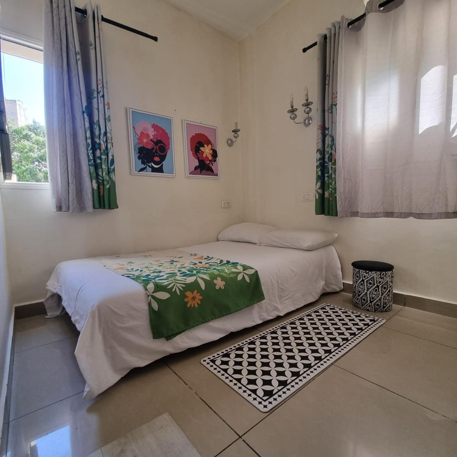 Bugrashov 13 Room Tel Aviv Exterior photo